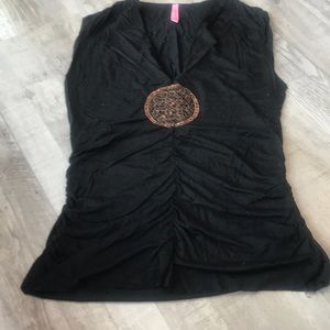 Juniors (M) Sleevless Shirred Shirt.